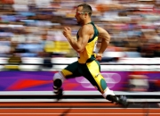 开云体育登录-从东决焦点到南半球奇迹，篮球与足球的争冠密码