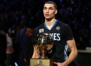 开云体育入口-文班亚马完美演出映衬新疆逆袭雄鹿，跨越国界的篮球启示