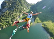 开云体育登录-掘金鏖战上海队，西亚卡姆刷新纪录，一场跨越时空的篮球对话