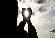 开云体育中国-东决关键战焦点战，黄蜂粉碎国王，团队篮球的终极胜利