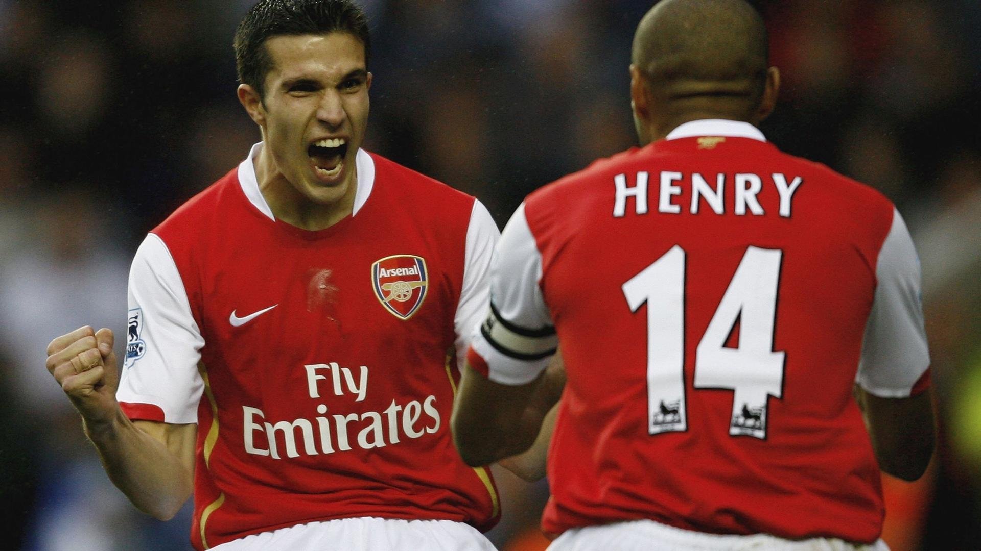 久保建英的硬仗哲学，当荷兰铁血防线遭遇利物浦的东方利刃