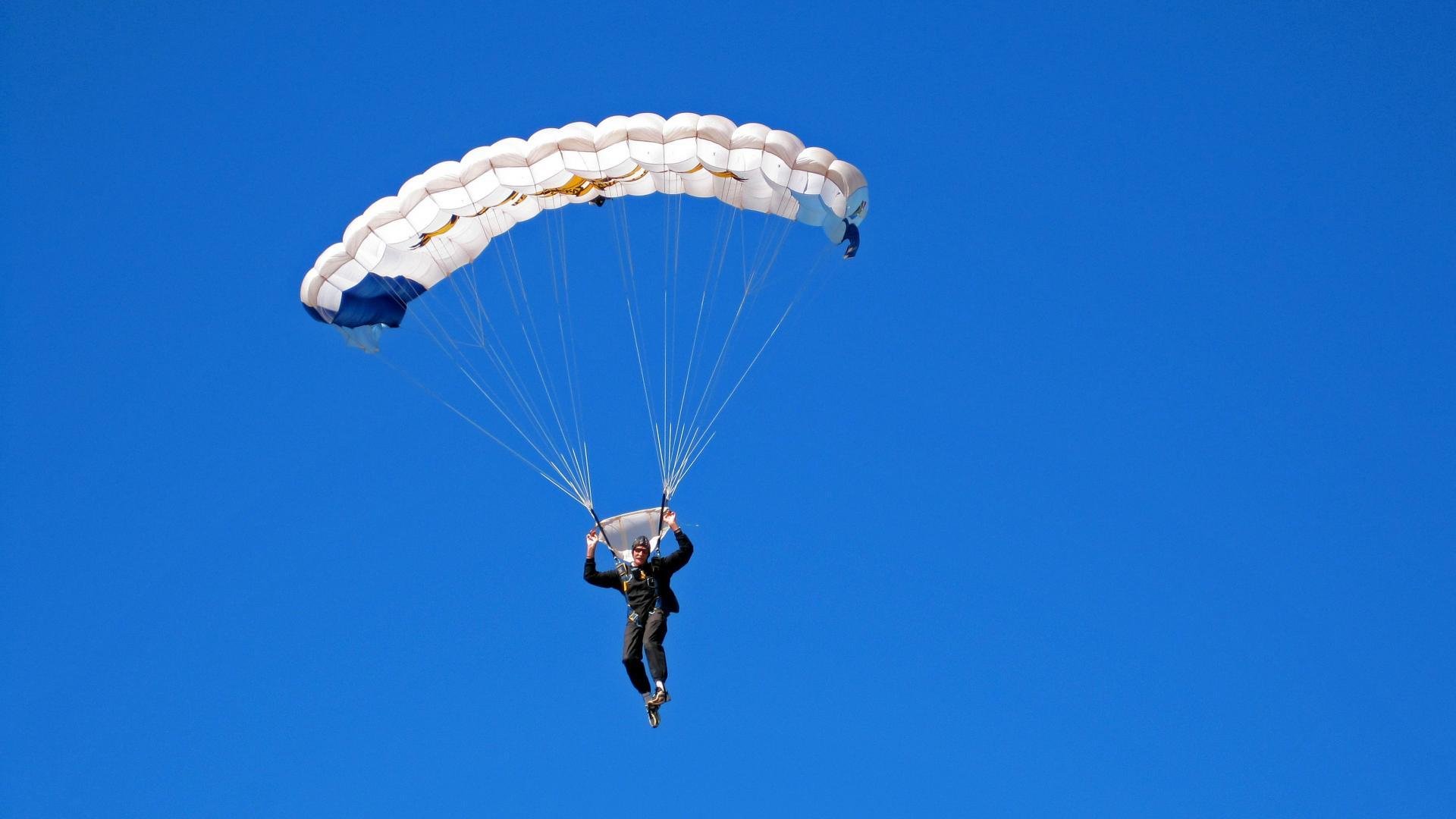 快船奇迹，从鹈鹕翻盘到哈登总决赛封神之路