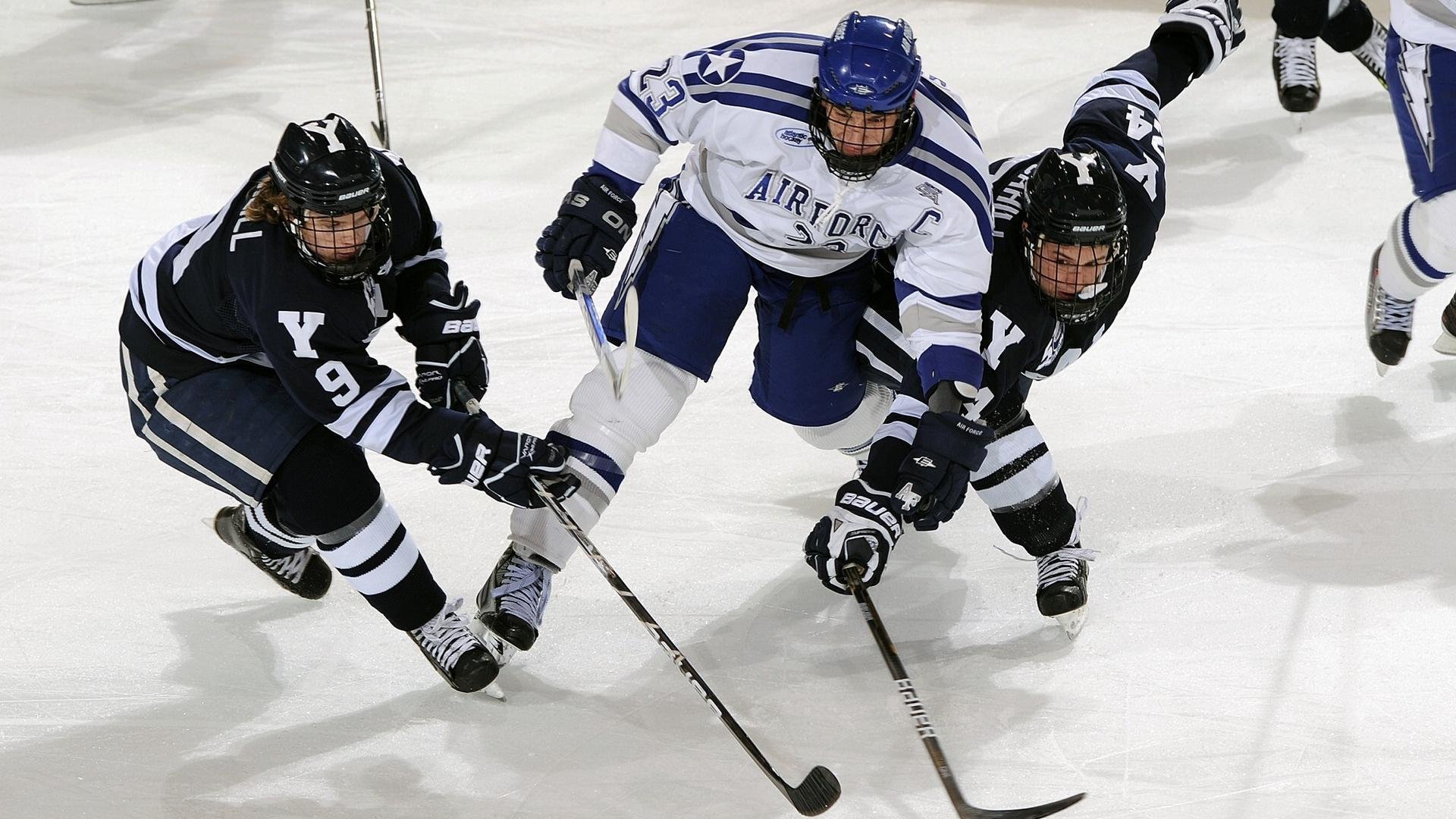 一瞬定江山，当德国战车碾过法兰西，李梓嘉的剑锋划破夜空